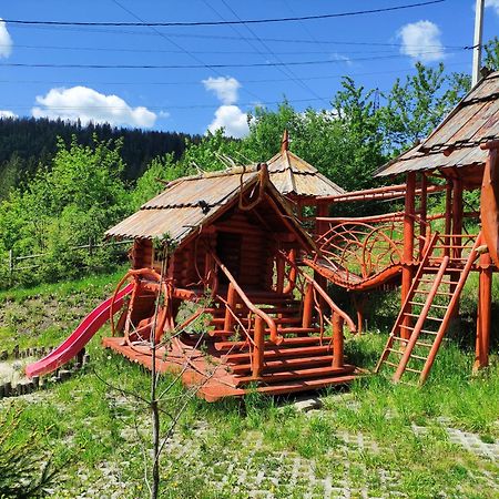 Дерев'Яний Котедж "Казка" ياريمتشي المظهر الخارجي الصورة